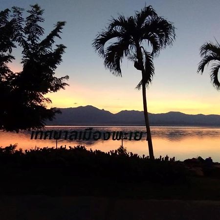 Kwan Phayao Lake House Eksteriør billede